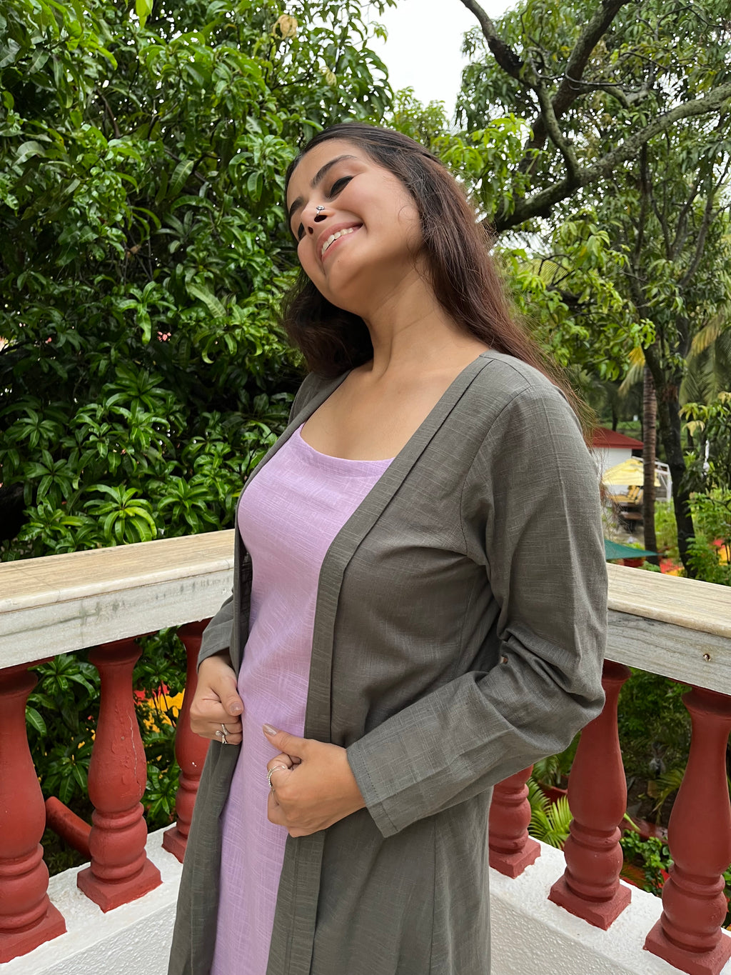Long-line front open shrug – Grey