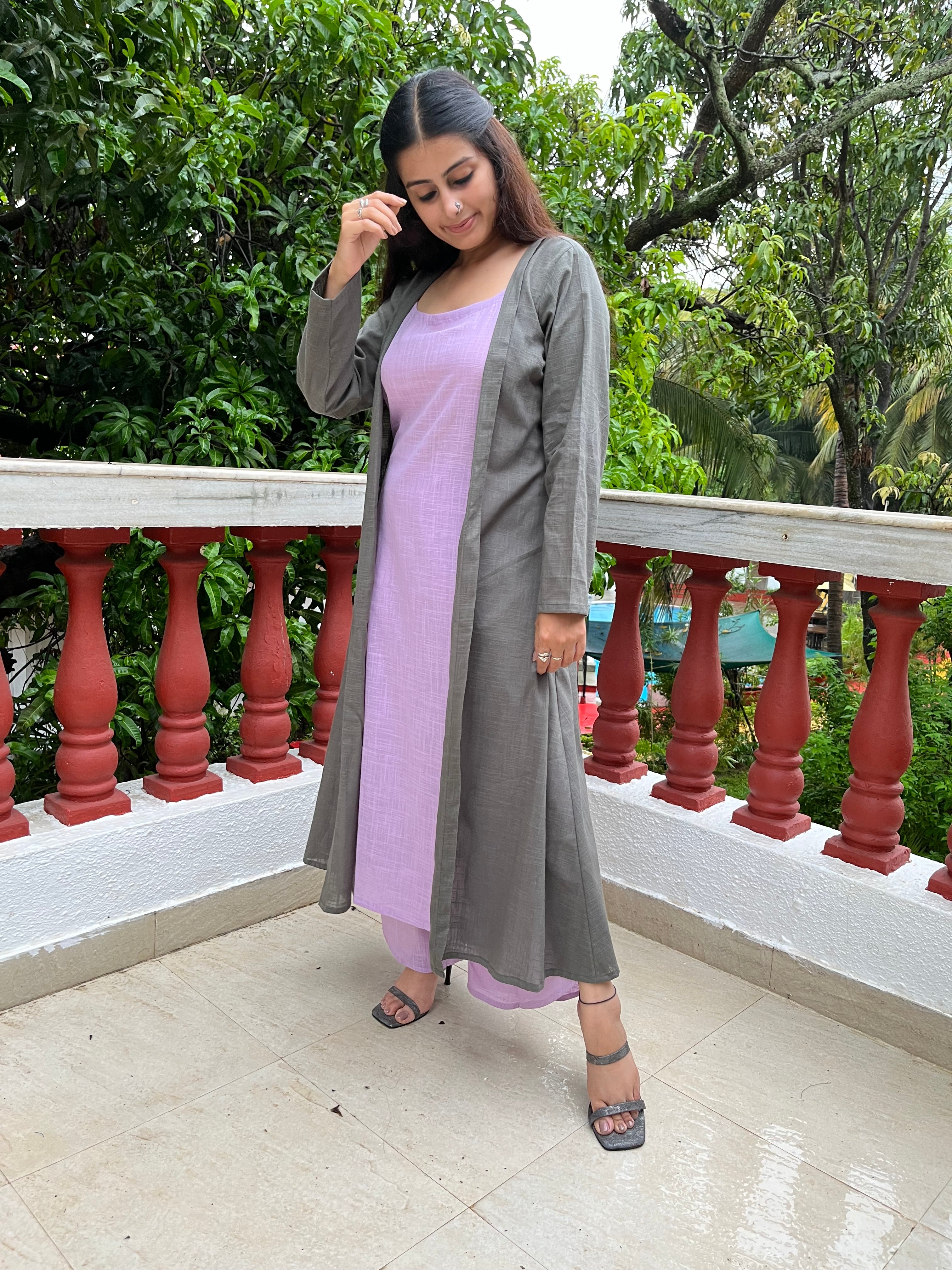 Long-line front open shrug – Grey