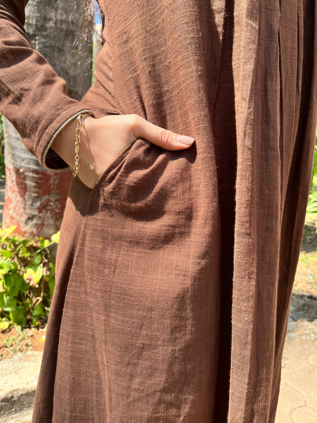 Rooh suit set in coffee brown