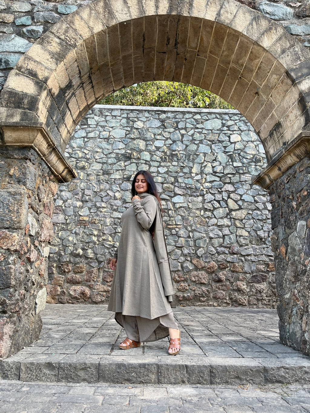 A-line style greige - with dupatta