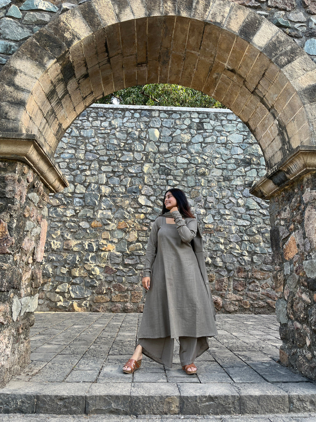 A-line style greige - with dupatta