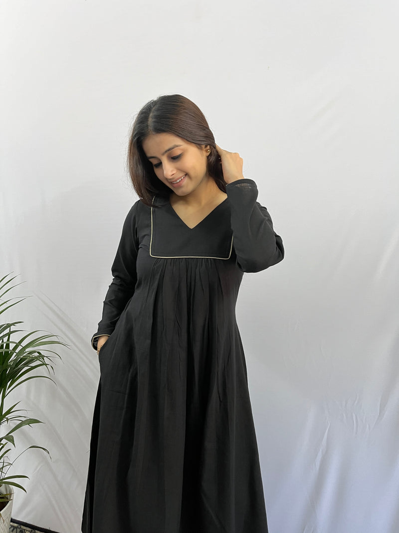 Rooh – Black