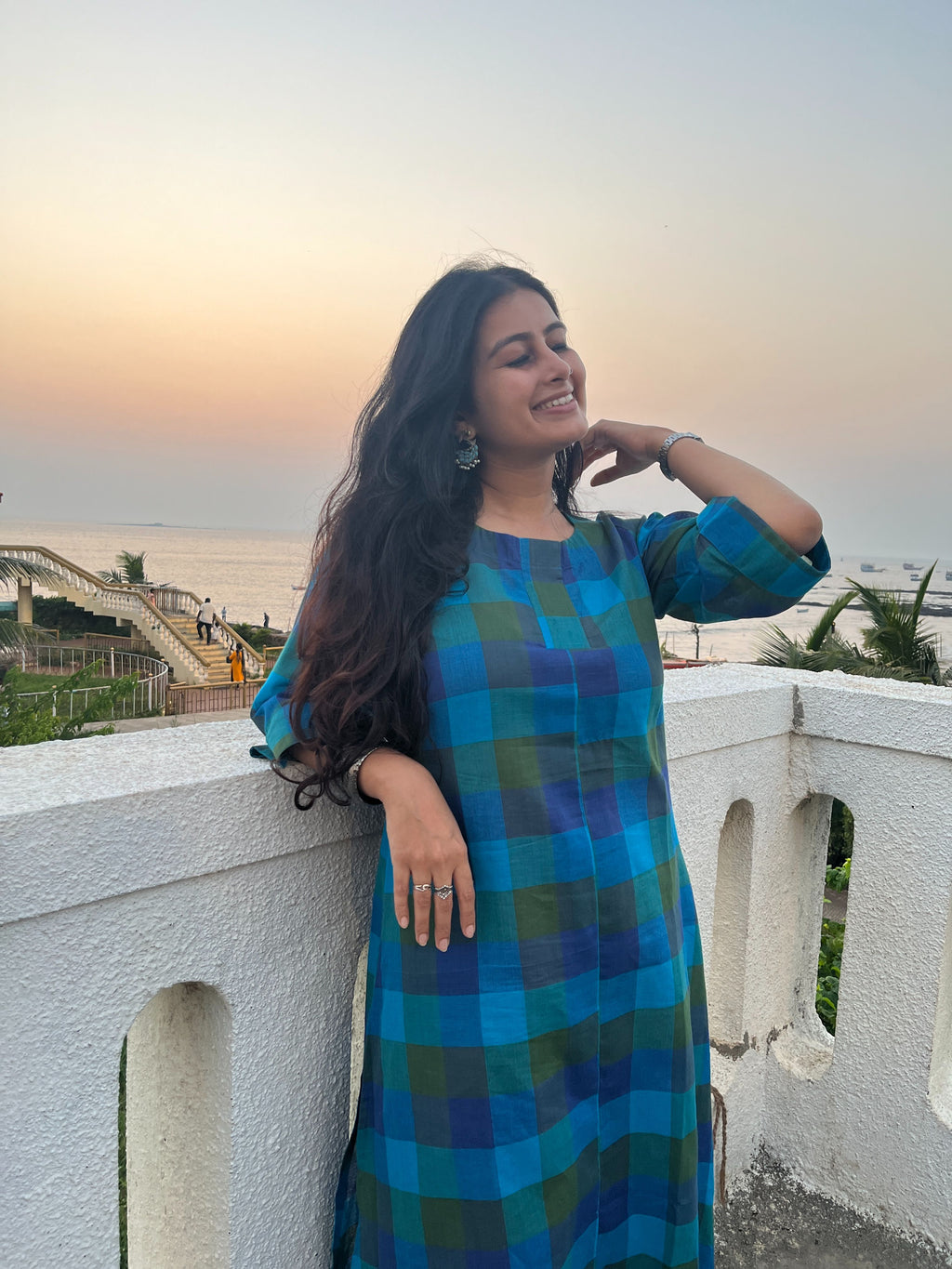 Women's long checked kurta with 3/4 sleeves