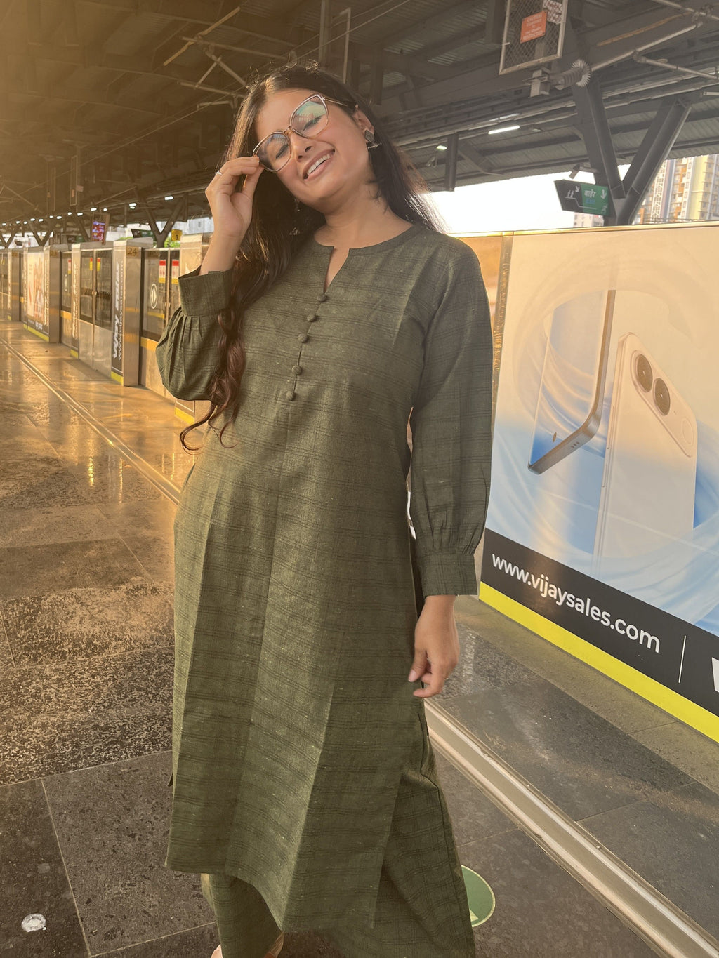 Hridha suit set