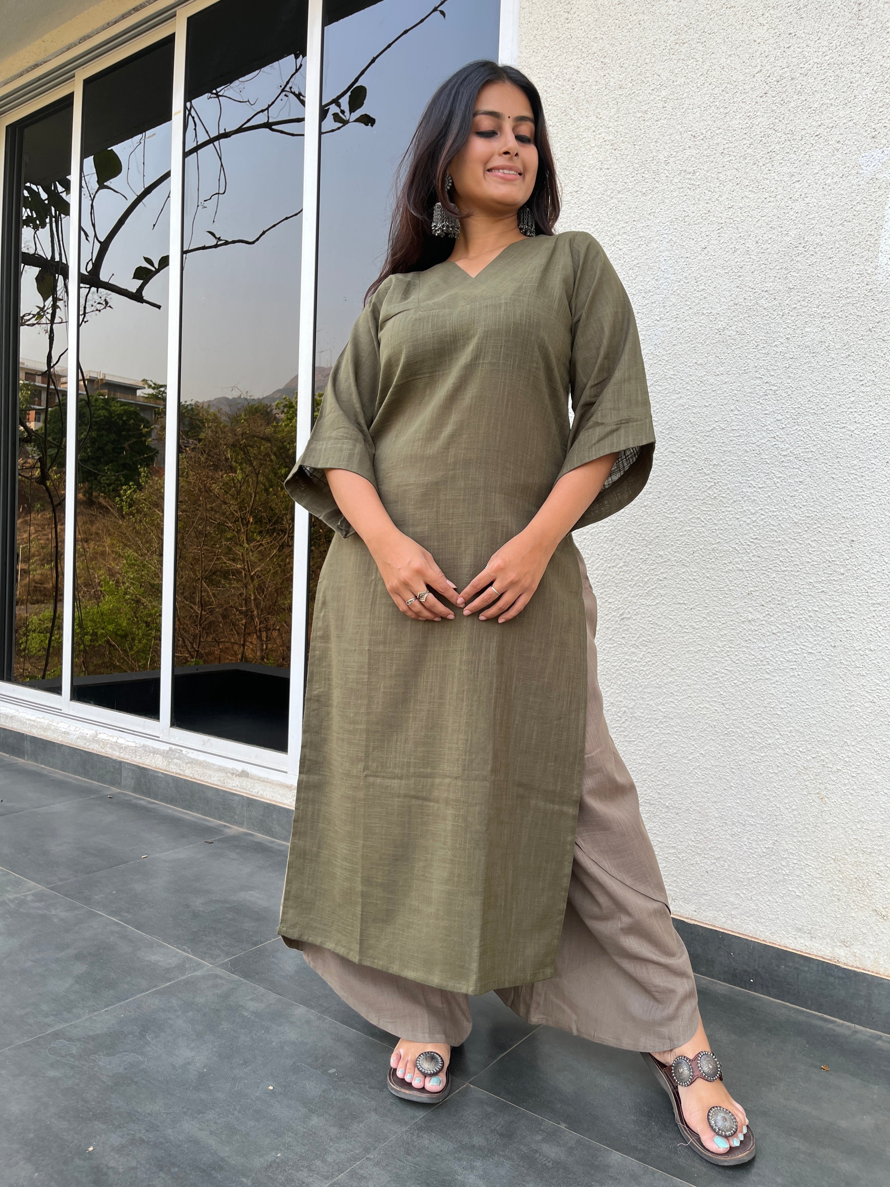 Nia Kurta - Olive