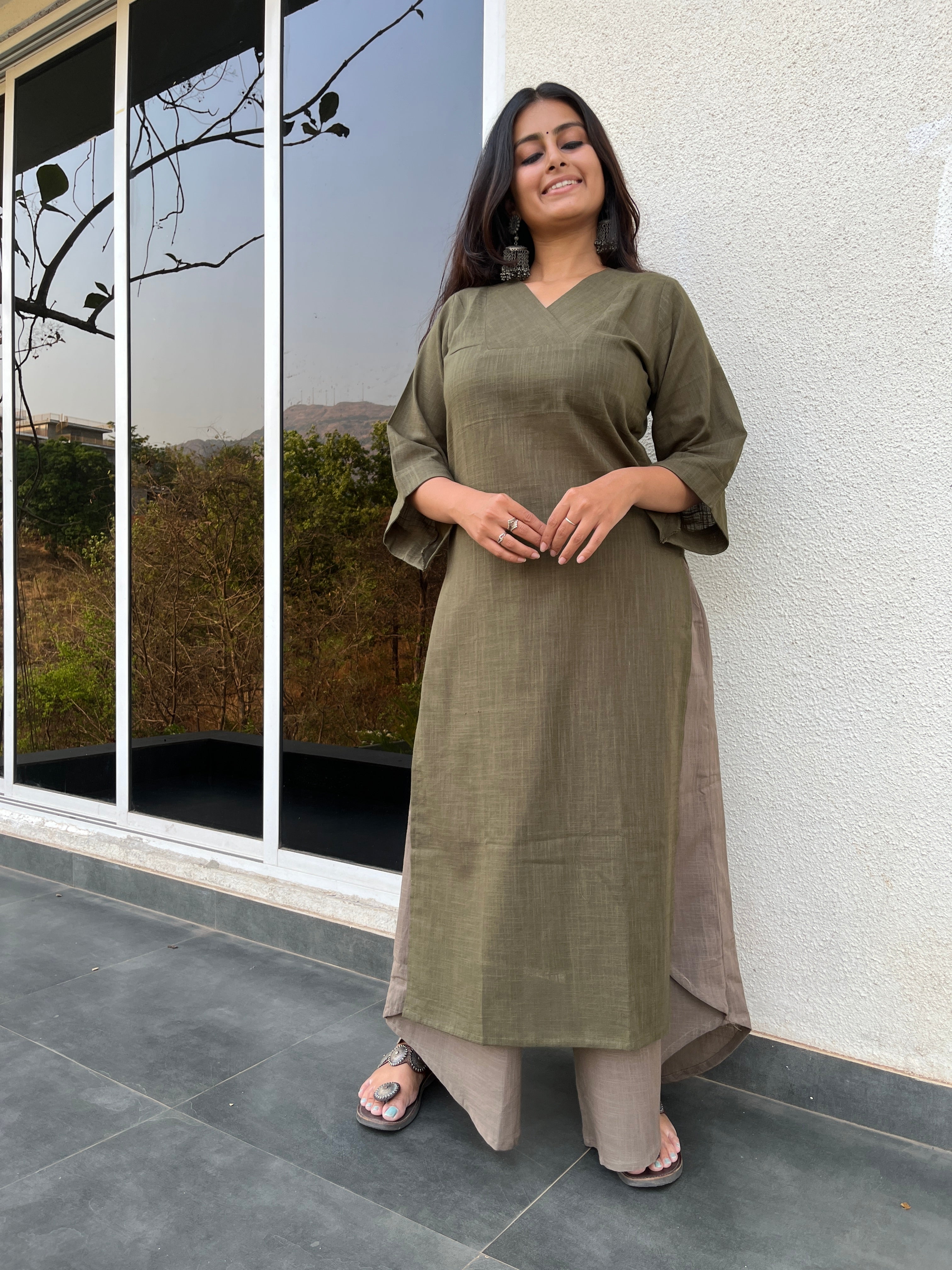 Nia Kurta - Olive