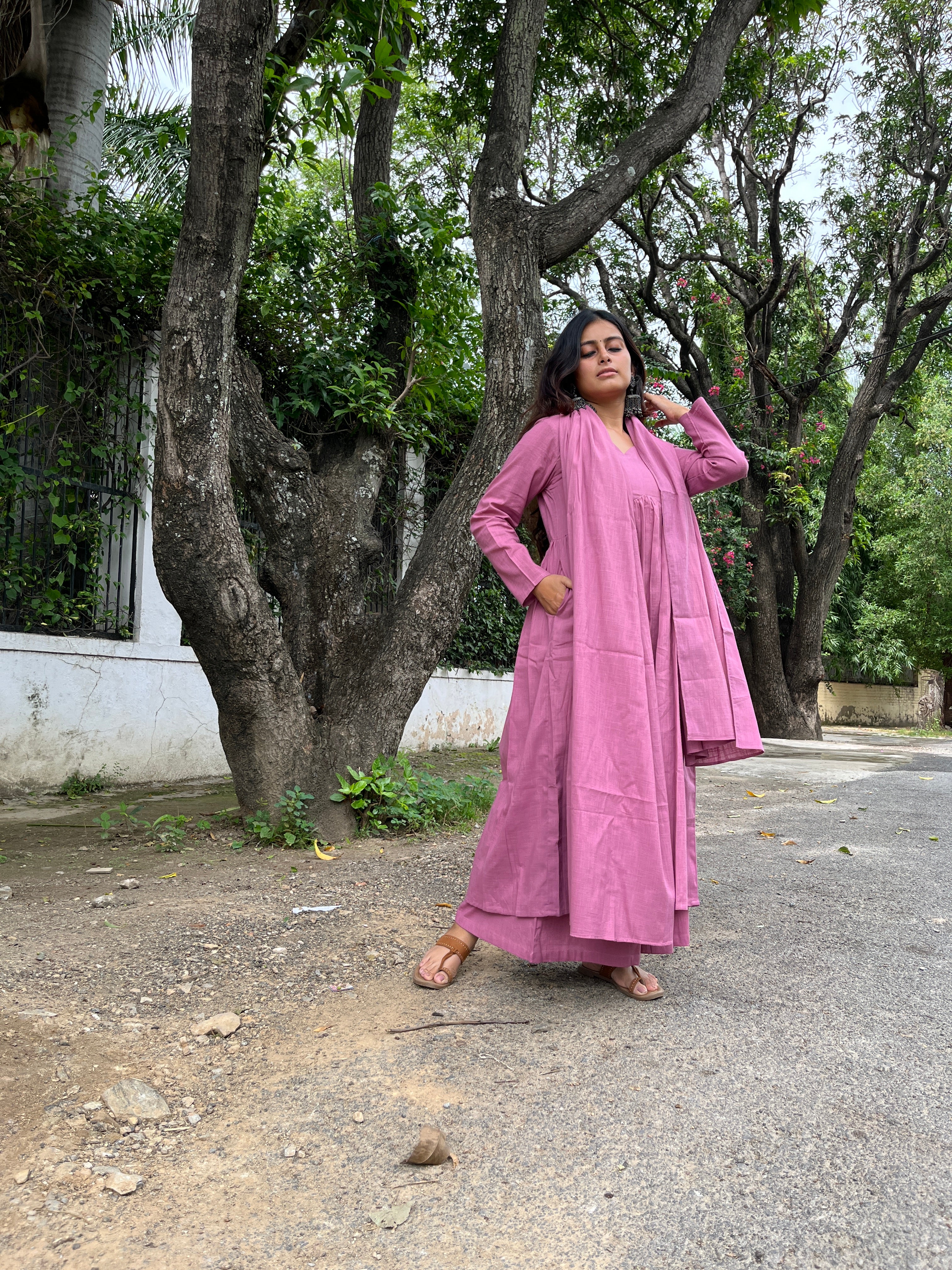 Masakali suit set with Dupatta in Mauve