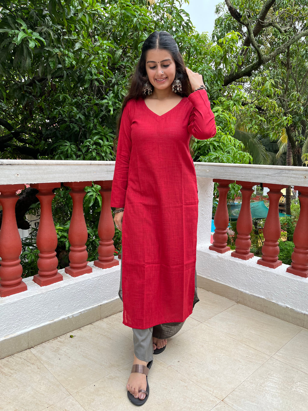 Maroon V neck Kurta