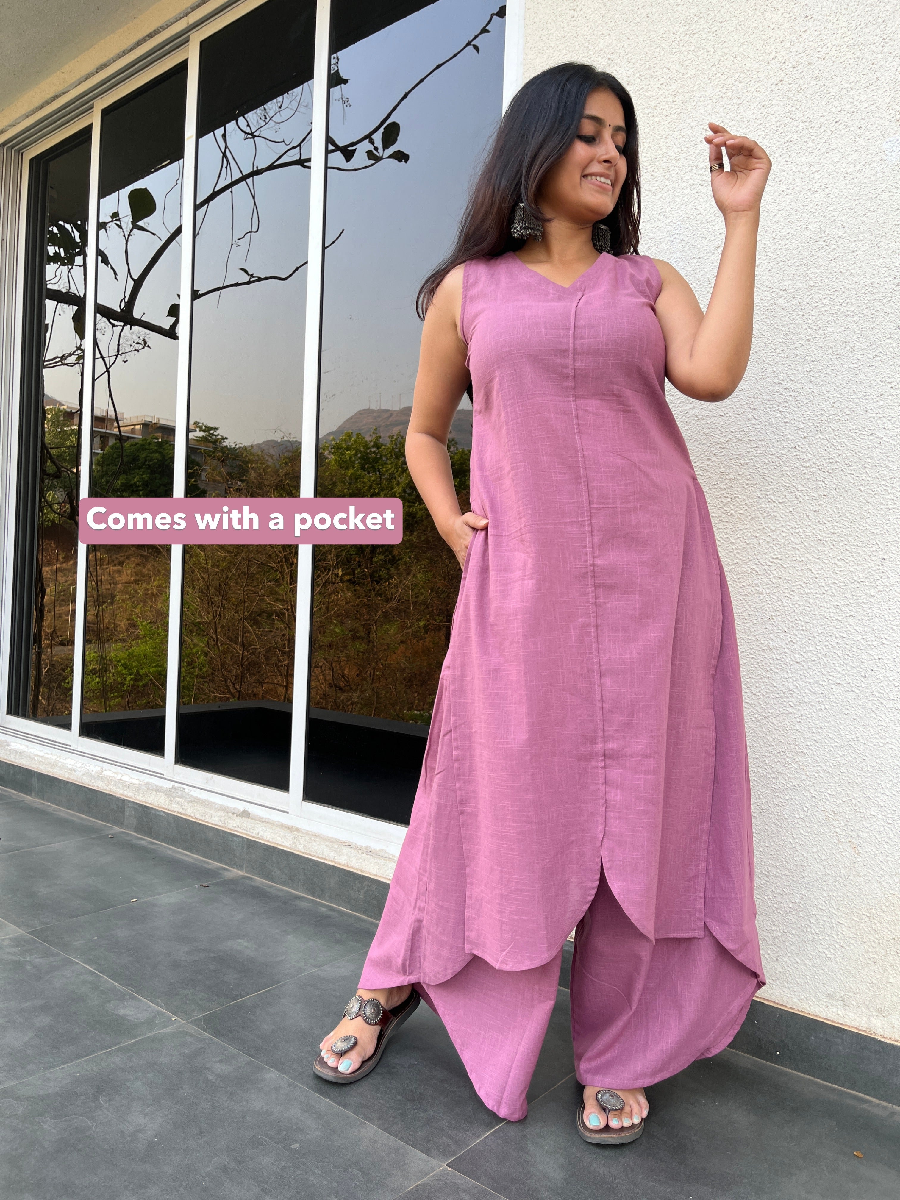 Swaraa Suit set in Mauve