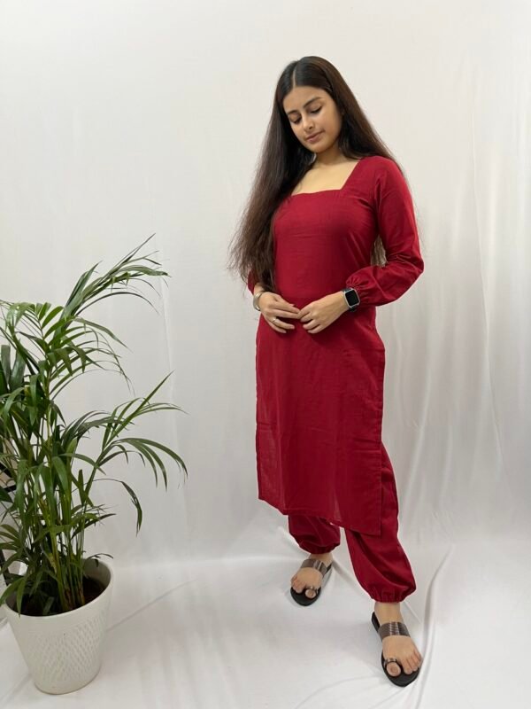 Afeemi Maroon Puffed sleeve Kurta