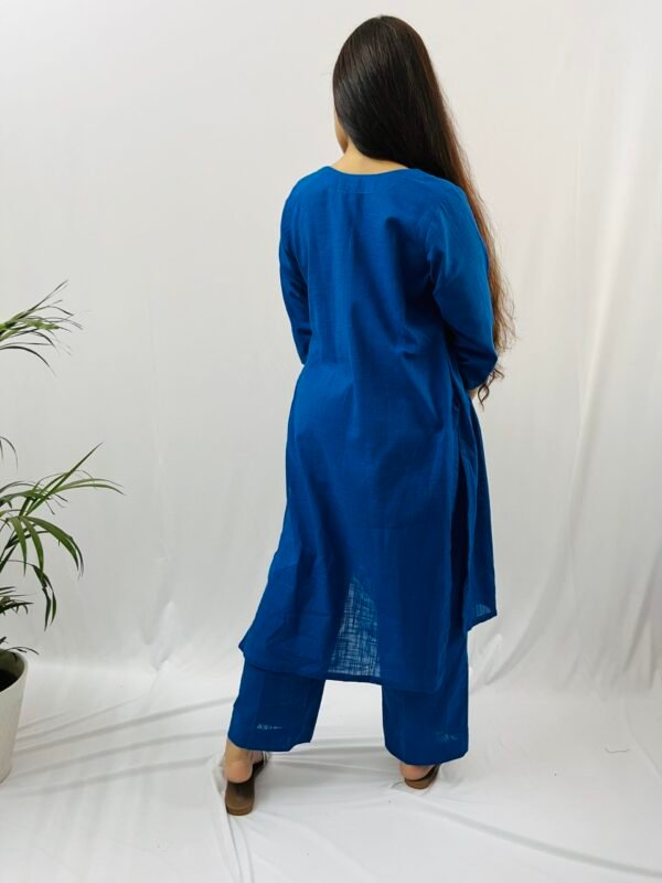 Afeemi Blue Kurta and Pant Set