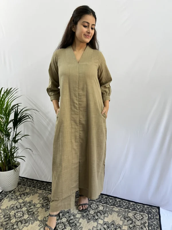 Afeemi Beige Kurta and Pant Set