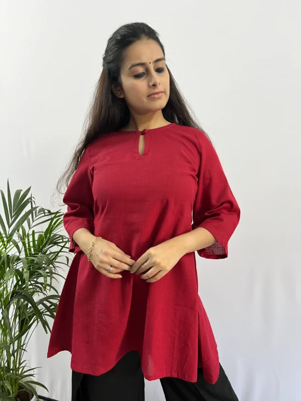 Maroon regular fit pure cotton Kurti