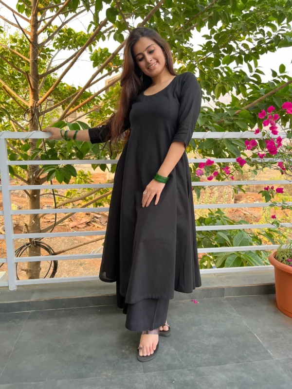 Balck kali cut kurta with palazzo