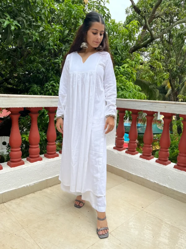 Pure cotton White Gher Kurta with pocket