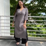 Nia Kurta - Grey