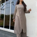 Swaraa Kurta with straight pant