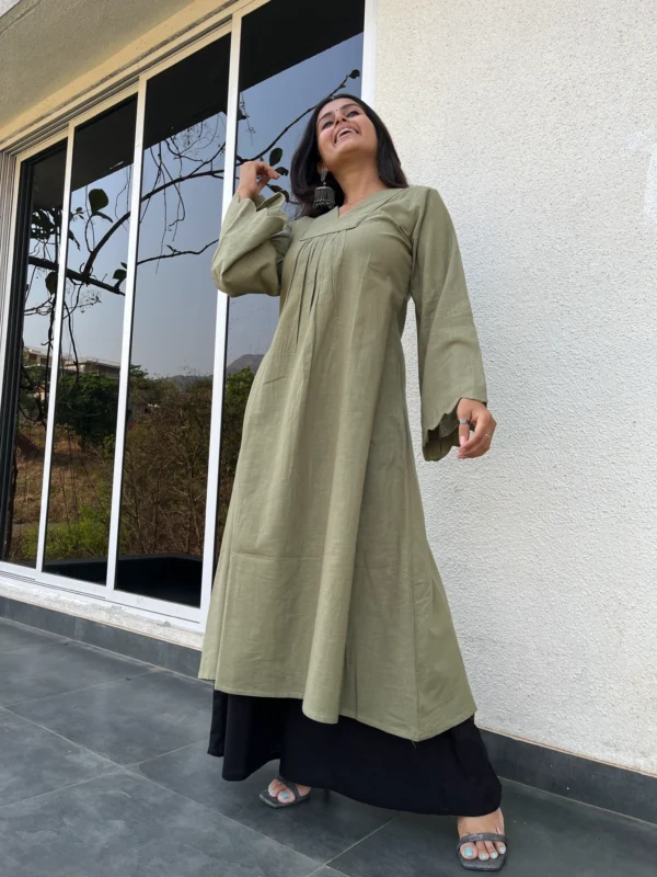 Misha Kurta in muted green with pocket