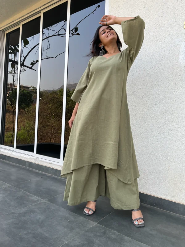 Aarohi suit set in earthy green