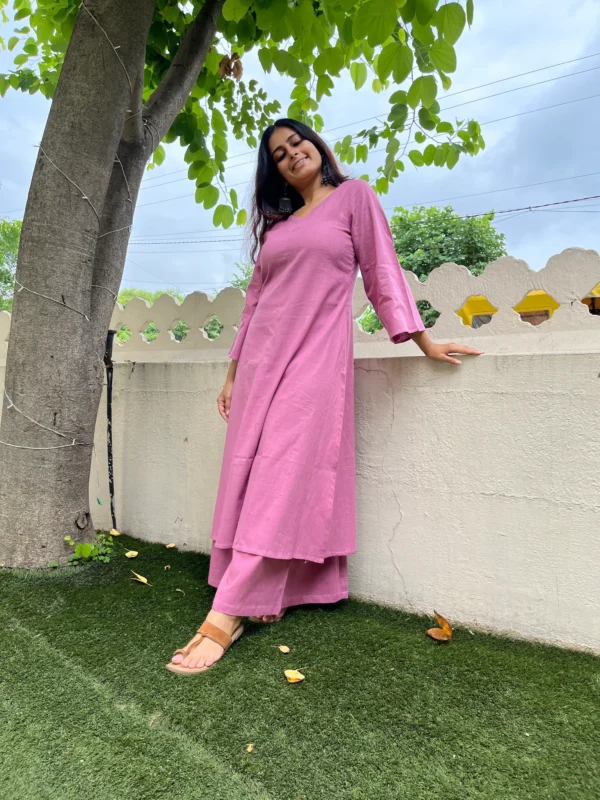 Maayaa Suit set in Mauve