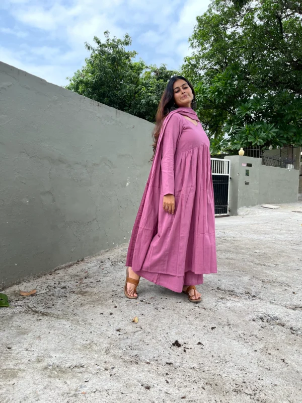 Masakali Suit set with Dupatta in Mauve
