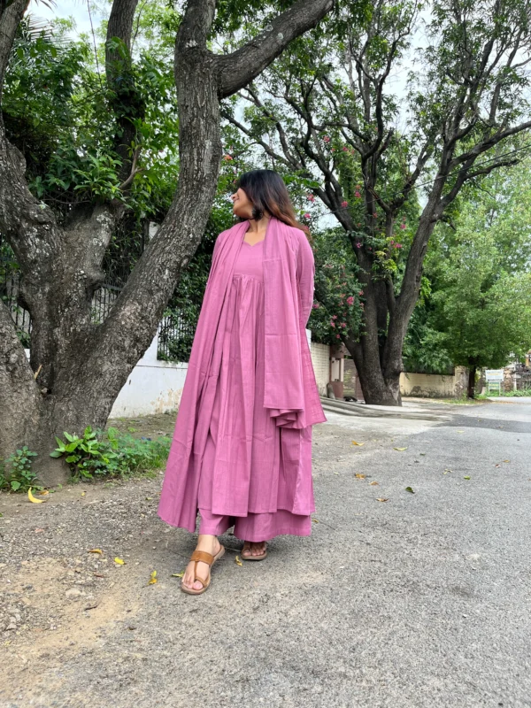 Masakali Suit set with Dupatta in Mauve
